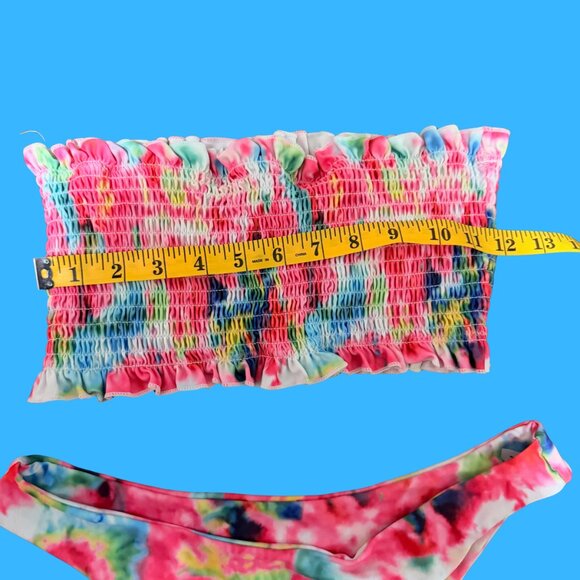 🎨 SHEIN Tie-Dye Smocked Bandeau Bikini Set (Size M) - Picture 4 of 8